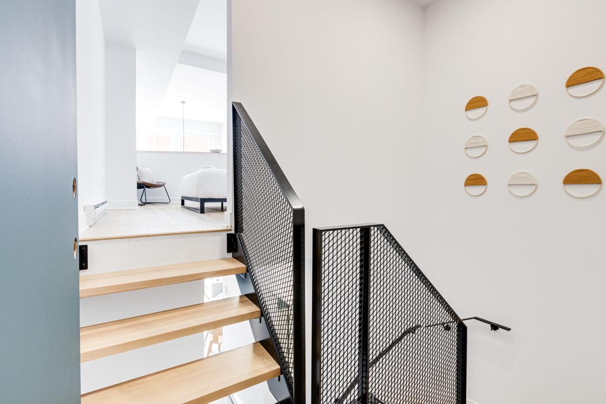 Modern Stylish 1br With Sofabed In Mile End 1e Montreal
